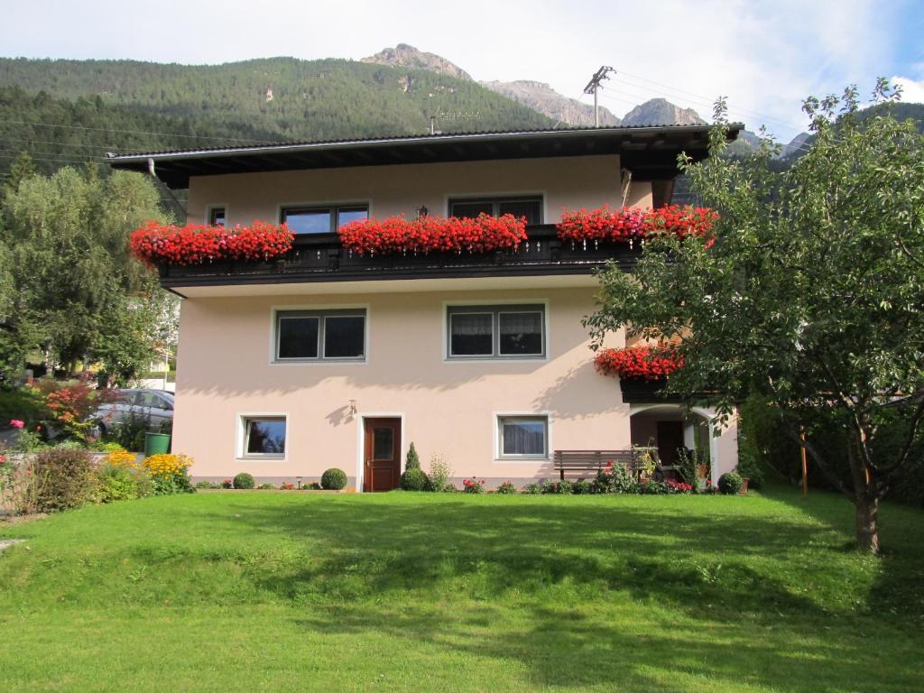 Appartamento Haus Vogelsberger Fulpmes Esterno foto